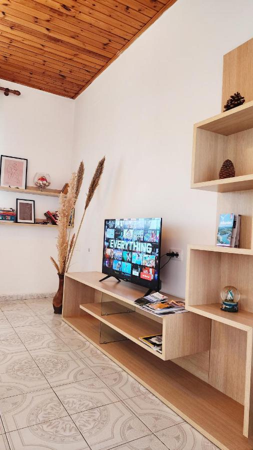 Mia Guest House - Entire Home With Balcony & Garden Divjake Extérieur photo