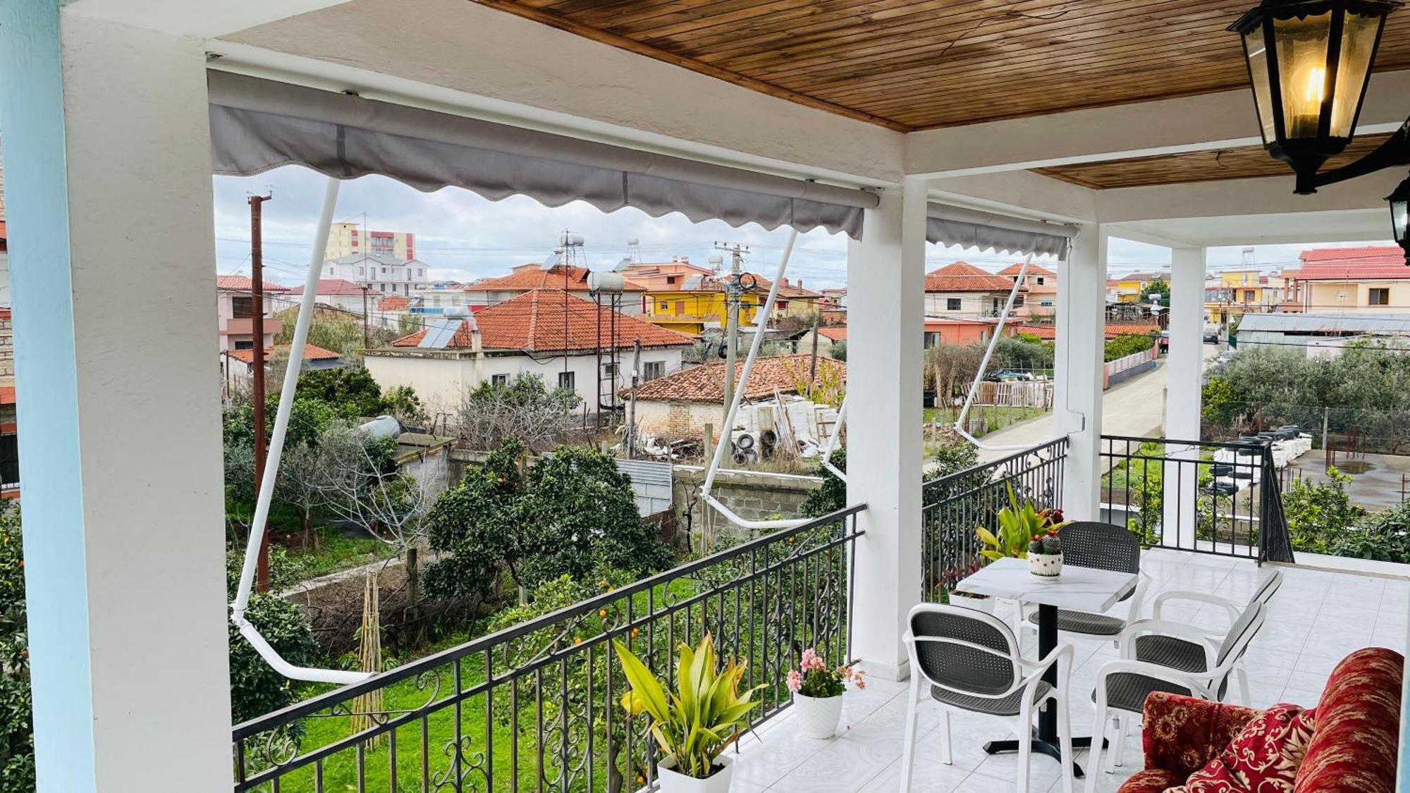 Mia Guest House - Entire Home With Balcony & Garden Divjake Extérieur photo